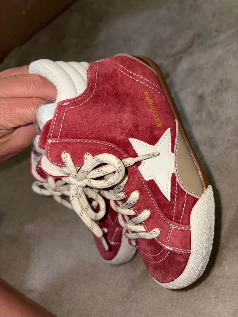 Kids High-Top Sneakers in Burgundy with White Star -